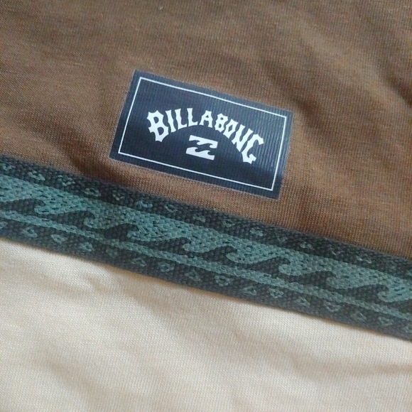 BILLABONG NEW Men's Bash Crew Short Sleeve Shirt - Picture 4 of 10